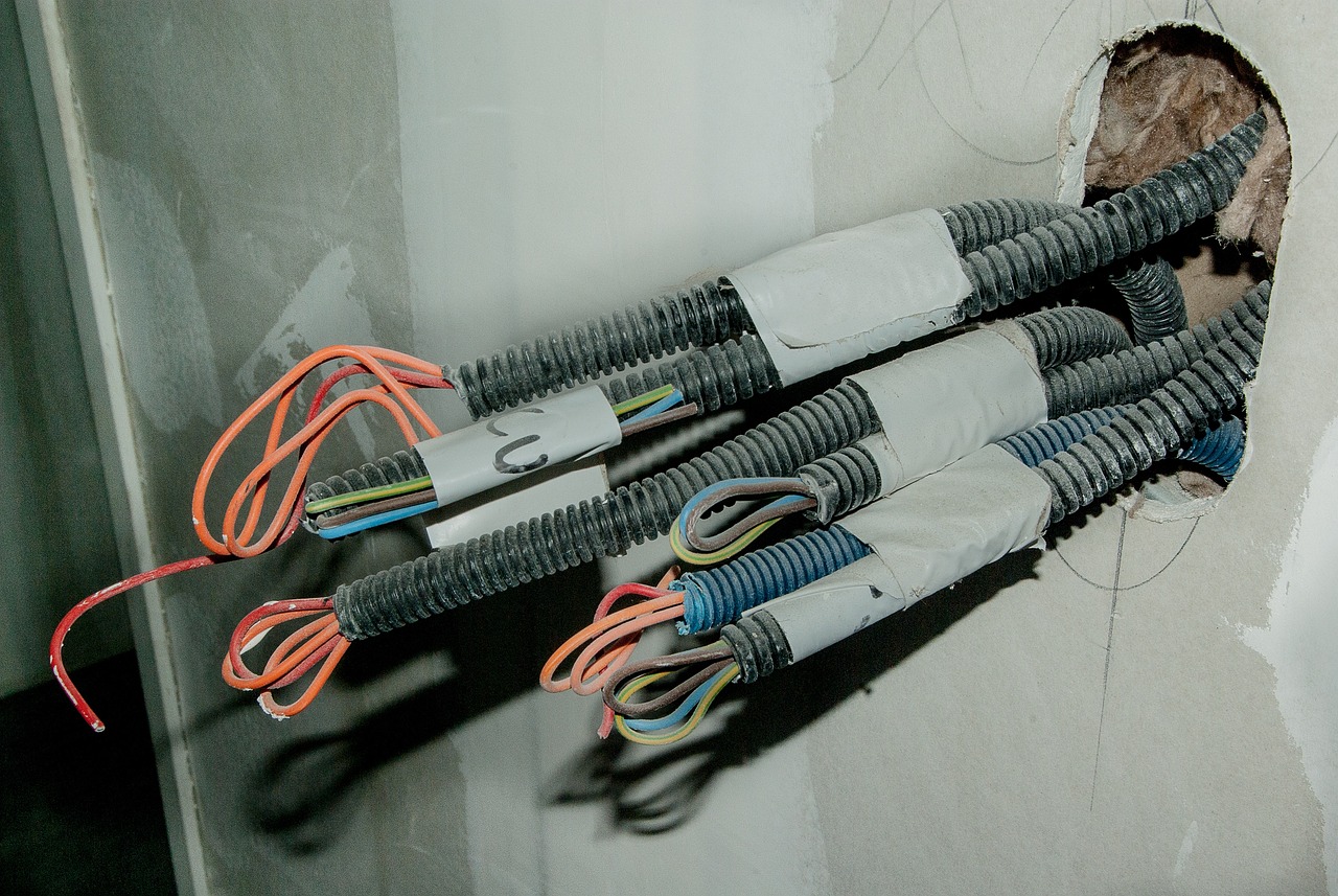 Identificando el cable neutro y el de fase en tu instalacin elctrica