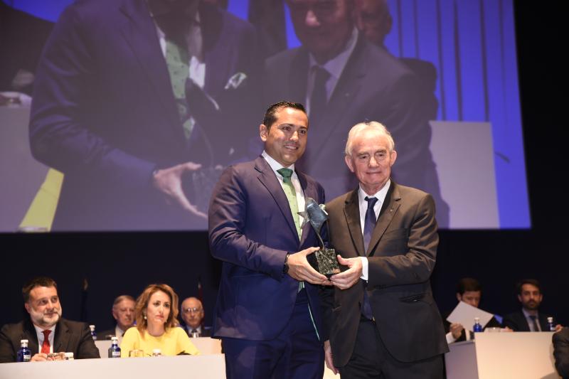 El fundador de Idai Nature recibe el Premio al Mejor Emprendedor nacional 2017