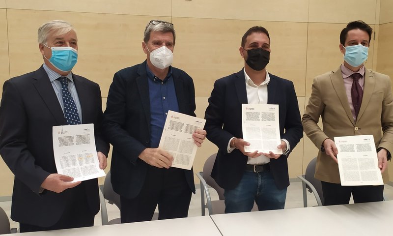 El Ayuntamiento de Valncia y Valenciaport firman un convenio que permitir estudiar aprovechar la energa procedente de las olas