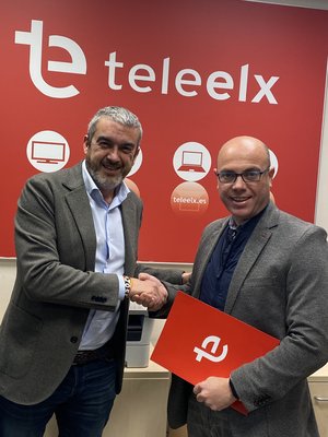 Presidente de CEEI Elche, Jos Javier Garca, junto a Manuel Sola, gerente ejecutivo de TeleElx