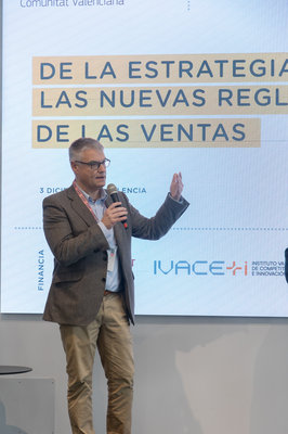 Focus Pyme CV "De la estrategia al éxito: las nuevas reglas de las ventas" (11)
