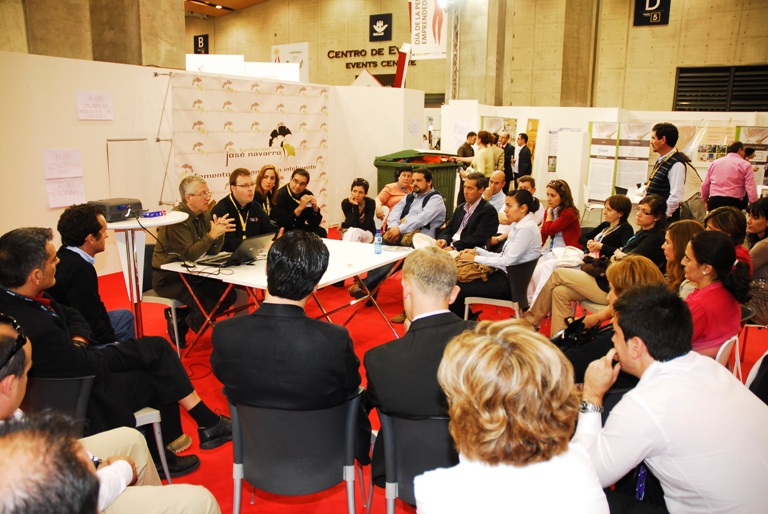 Tertulia en la Lonja de la Cooperaci�n en el DPECV 2009
