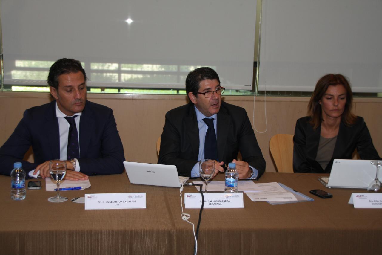 Enrédate Castellón 2012- Taller 4: "Renovación de sectores tradicionales y maduros"