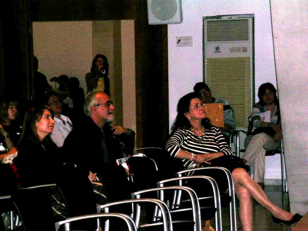 CREVIEMPLEO2010-18